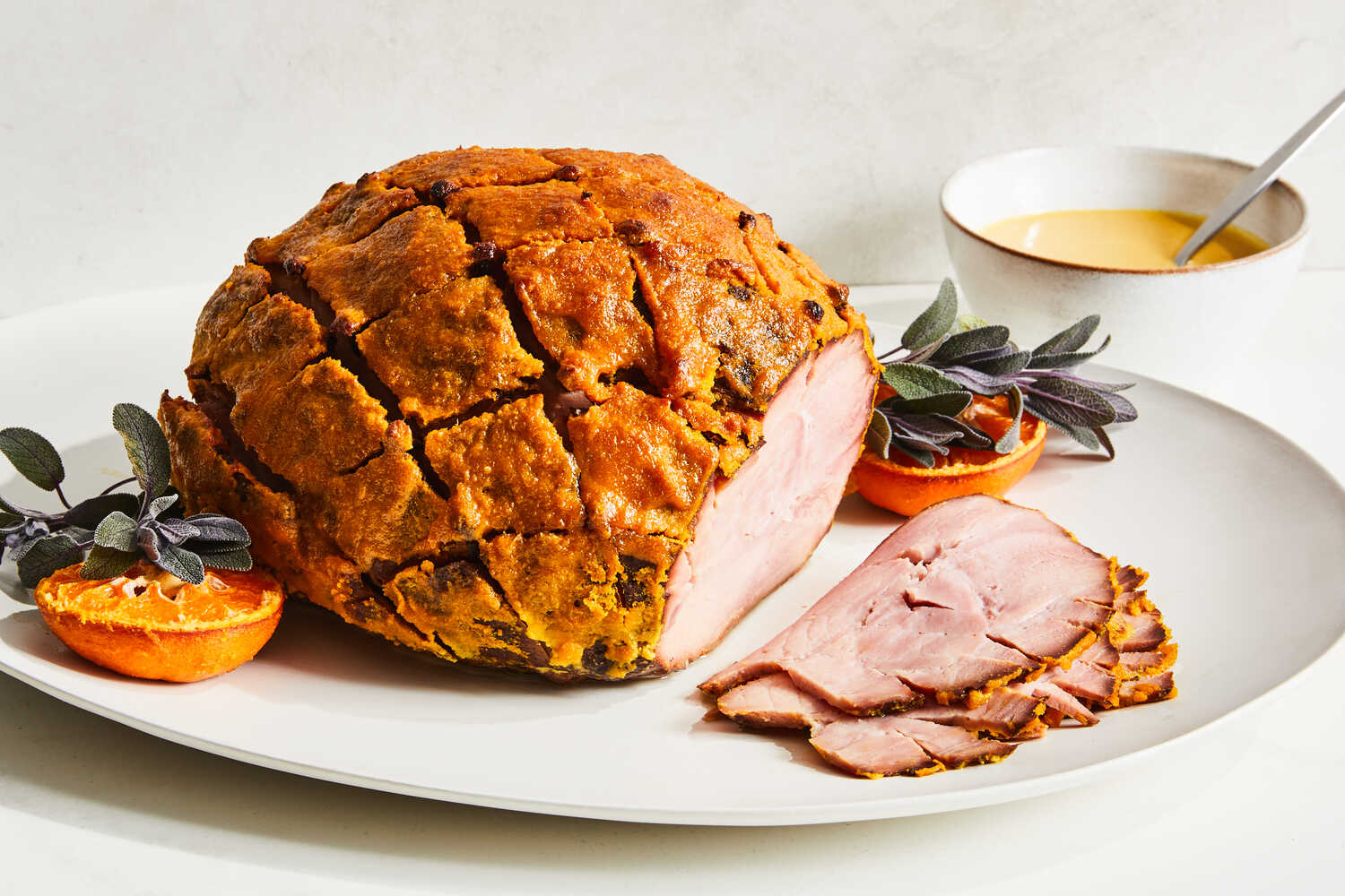 Sweet & Sticky Glazed Ham: Achieve Christmas Feast Perfection